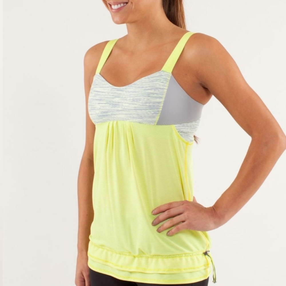 Lululemon Run: Back On Track TankClarity Yellow / Wee Are From Space Polar Cre